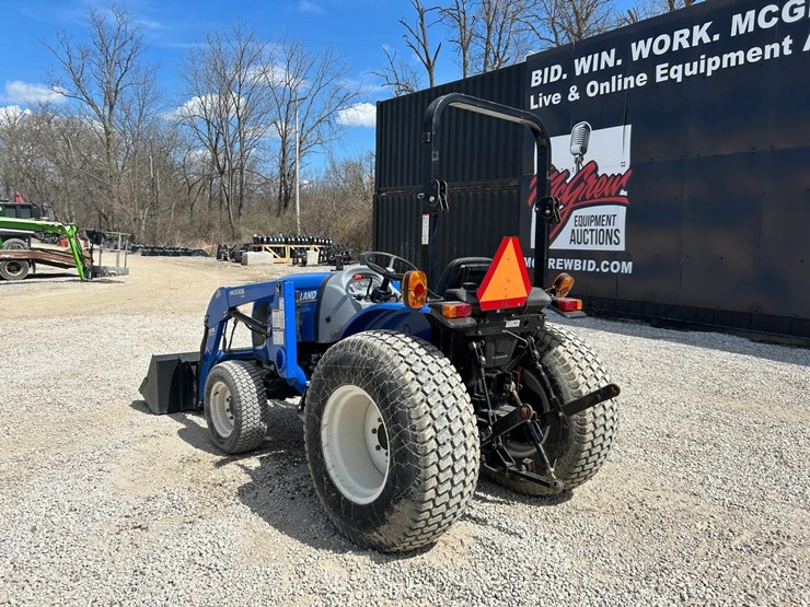 2016-new-holland-workmaster-33-image-2