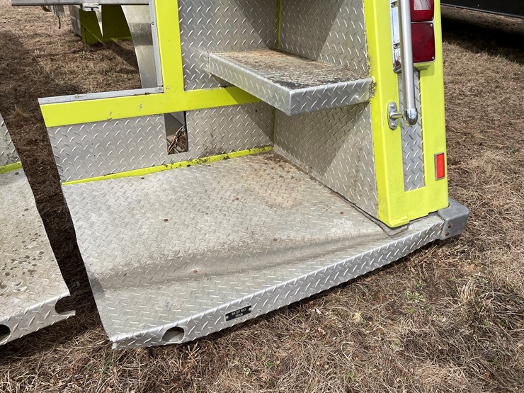 #10719-•-one-side-of-fire-truck-box-image-7