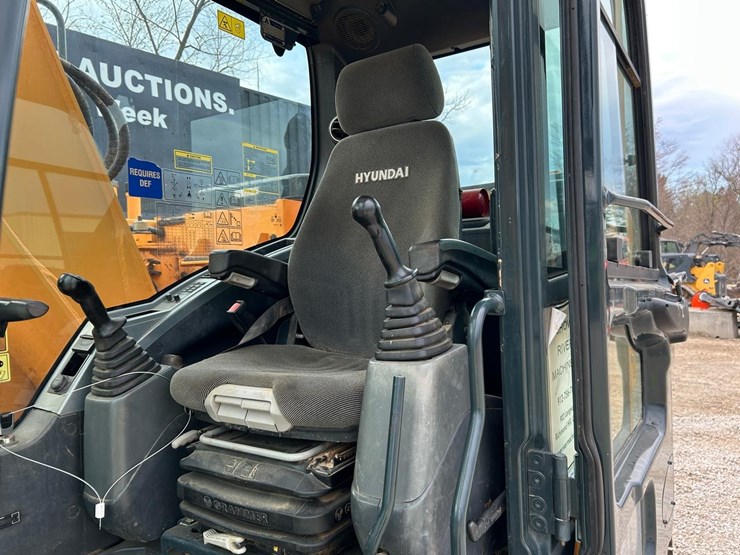 hyundai-hx145-lcr-image-21