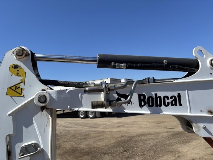 2020-bobcat-e26-image-17