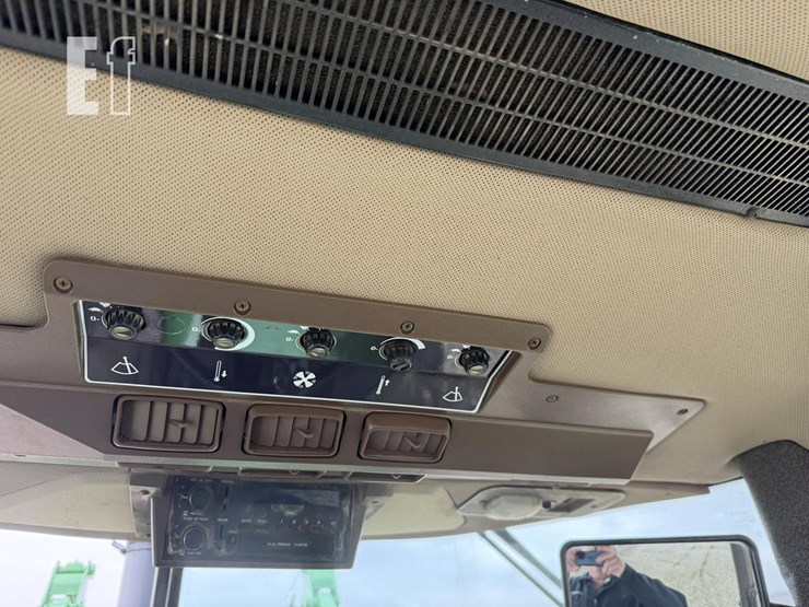 john-deere-4455-image-29