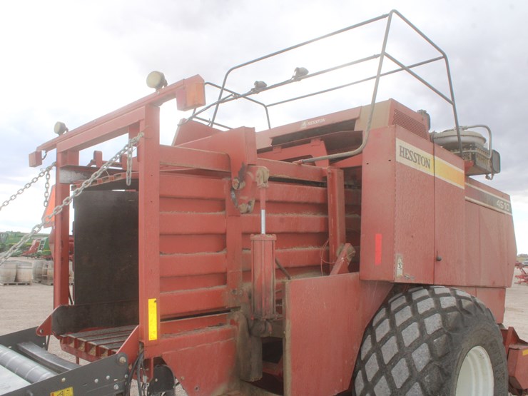 hesston-4910-image-58