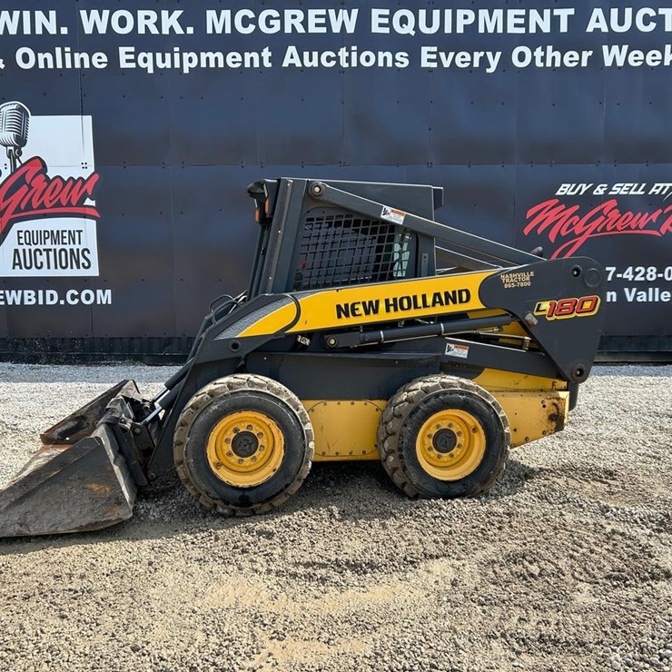 NEW HOLLAND L180