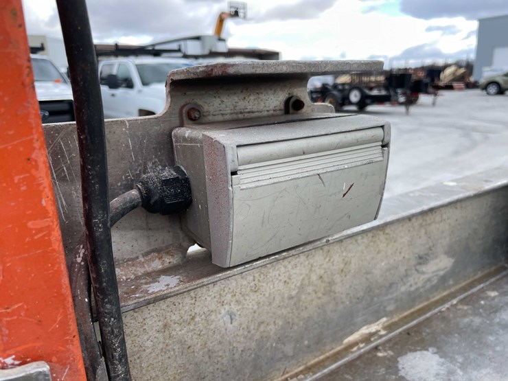 2008-jlg-2630es-image-23