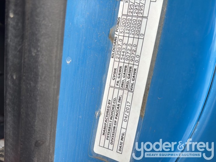 2018-peterbilt-579-image-52