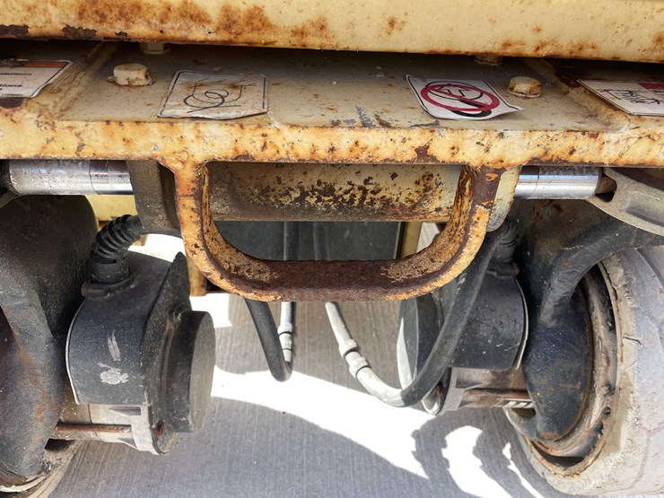 2007-jlg-1930es-image-31