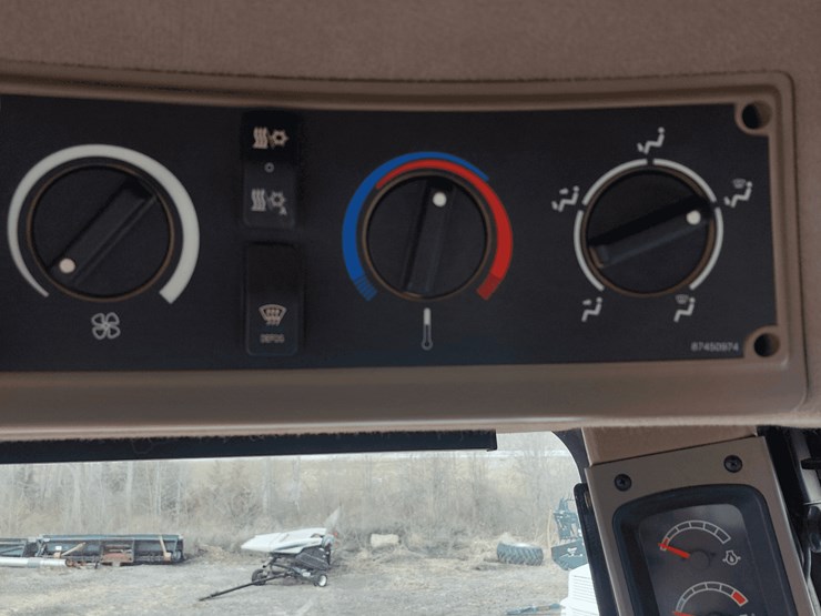 case-ih-stx375-image-33