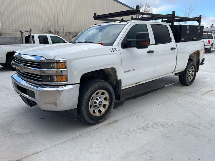 2015-chevrolet-2500-image-1