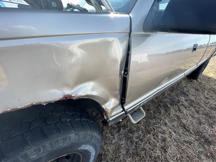 2000-chevrolet-2500-image-31