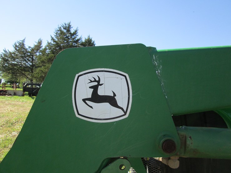 john-deere-6215-image-21