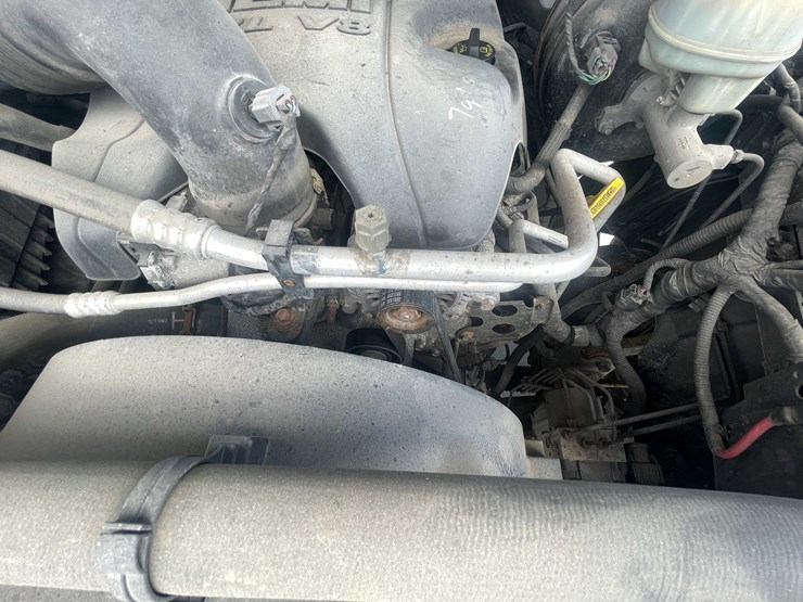 2015-dodge-1500-image-68