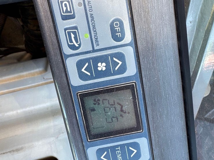 2019-xcmg-xe210u-image-27