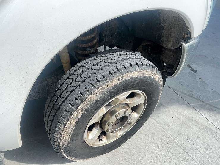 2014-ford-f250-image-18