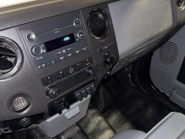 2016-ford-f350-image-22