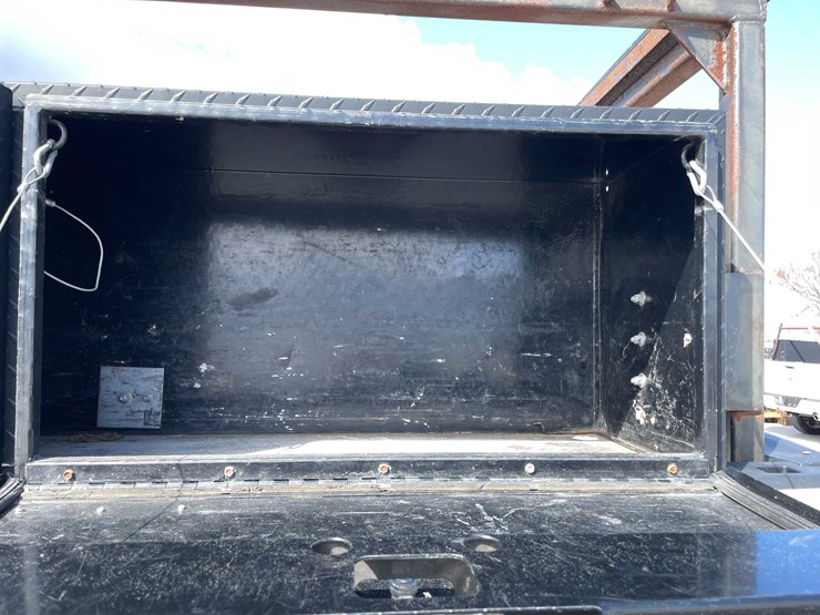 2015-dodge-2500-image-100