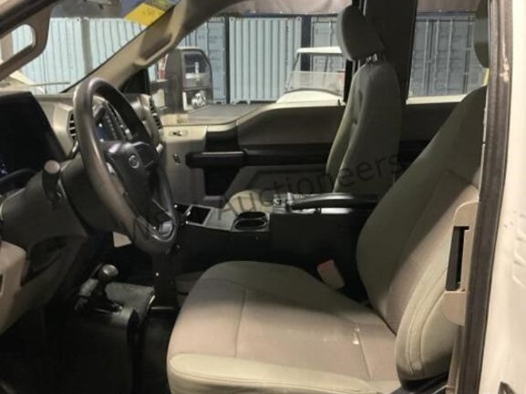 2017-ford-f350-image-22