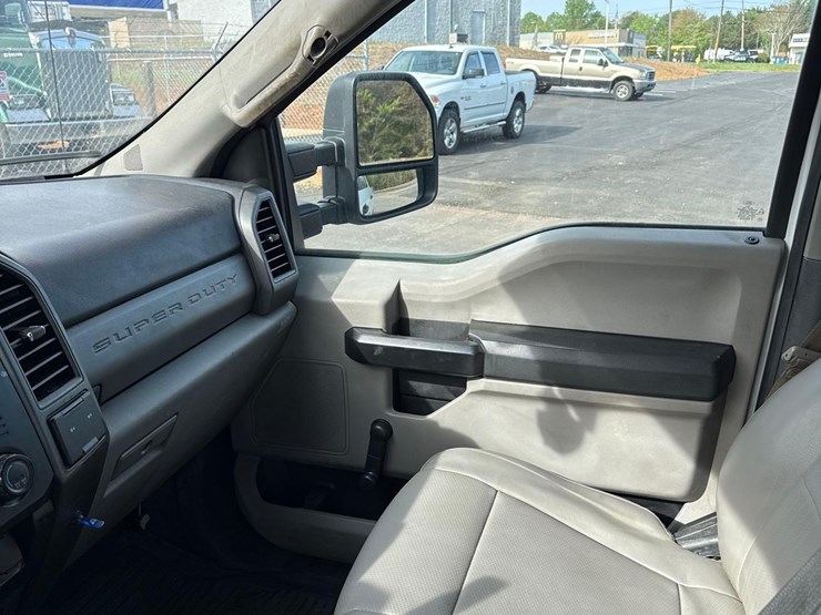 2018-ford-f250-xl-image-21