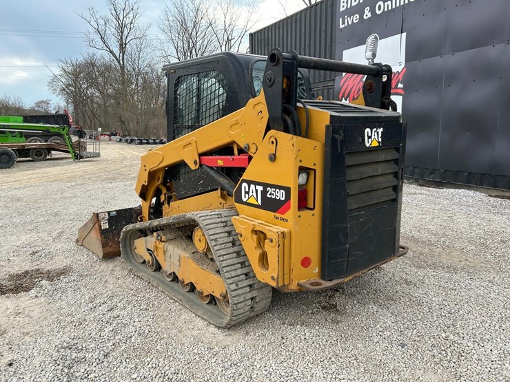 2017-caterpillar-259d-image-2