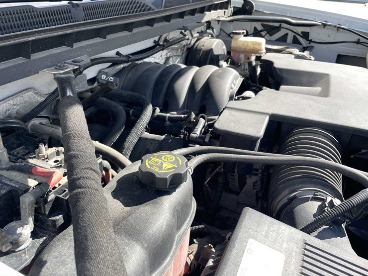 2017-chevrolet-1500-image-70