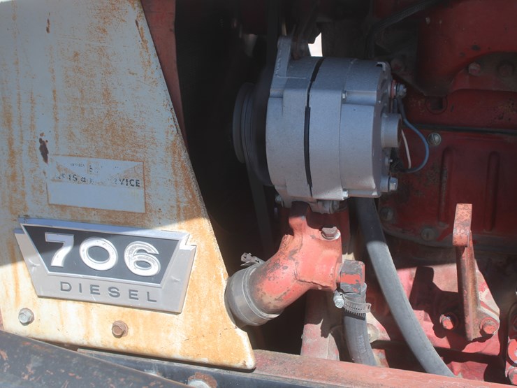 1966-international-706-image-35