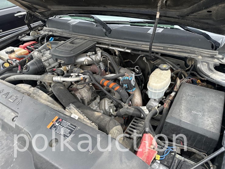 2012-chevrolet-3500hd-image-11