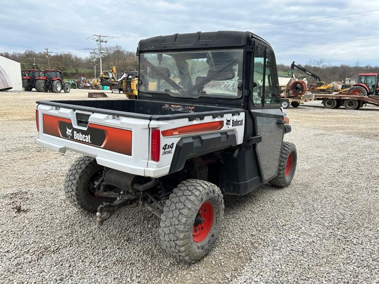 2020-bobcat-uv34-image-4