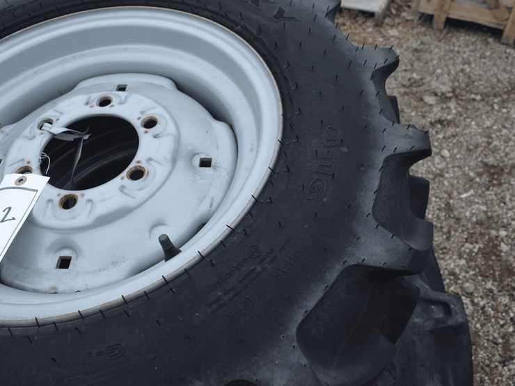 mf-tractor-tire-set-image-4
