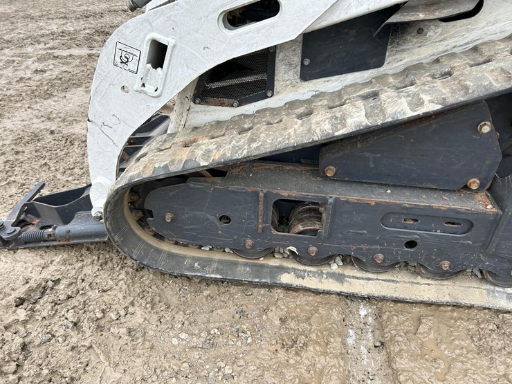 2023-bobcat-mt100-image-11