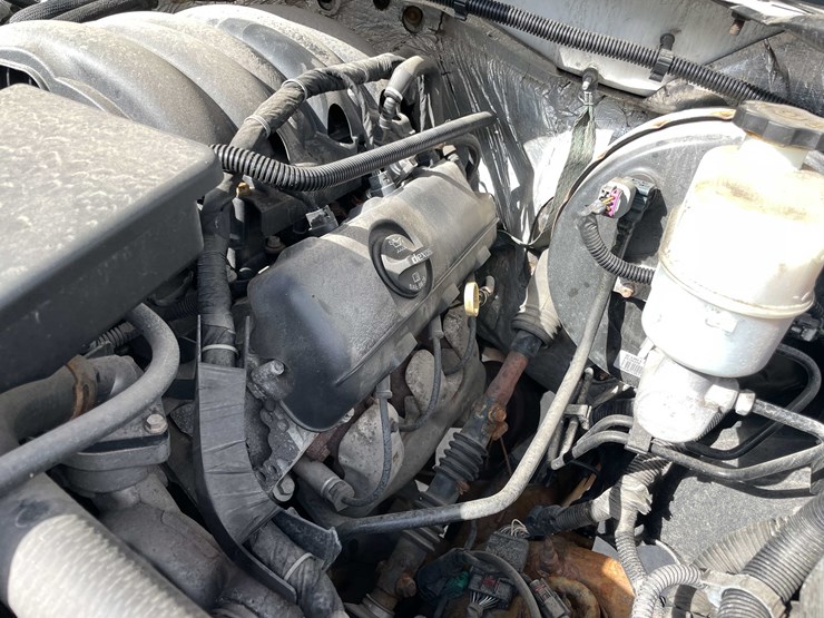 2014-chevrolet-1500-image-16