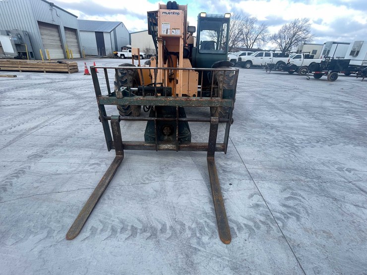 2007-mustang-642-image-2