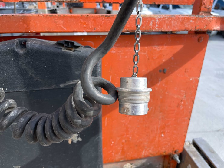 2007-jlg-1930es-image-28