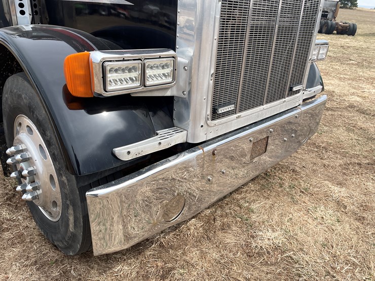 1989-peterbilt-379-image-71