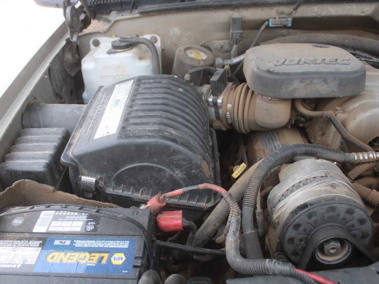 2000-chevrolet-k3500-image-44