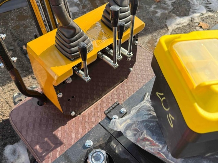 cfg-industry-h12r-image-8