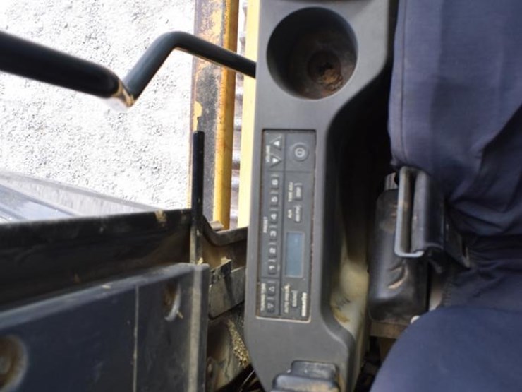 2013-komatsu-pc360-lc-10-image-61