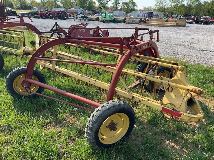 new-holland-256-image-4