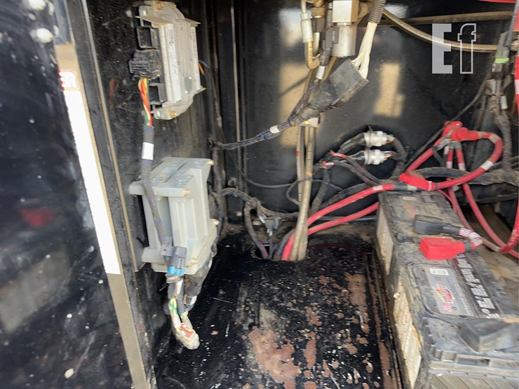 2017-vermeer-navigator-d100x140-series-iii-image-12