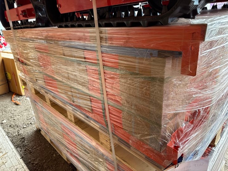 40-ft,-6-section,-heavy-duty-storage-shelves-image-3