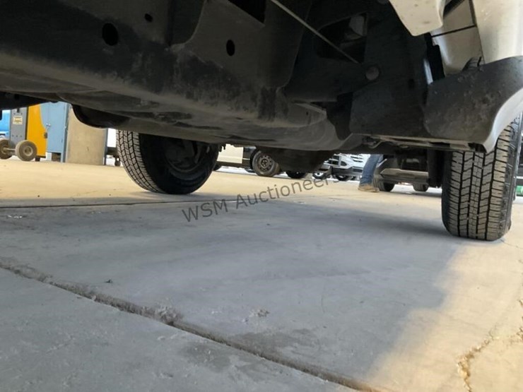 2013-ford-f150-image-25