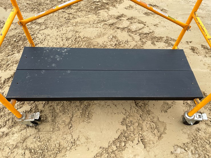 #3950-•-rolling-metal-carts-image-8