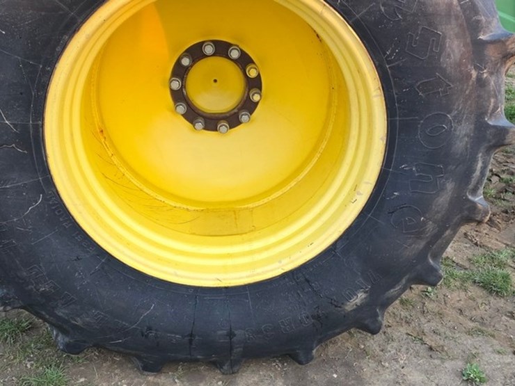 2013-john-deere-s680-image-11