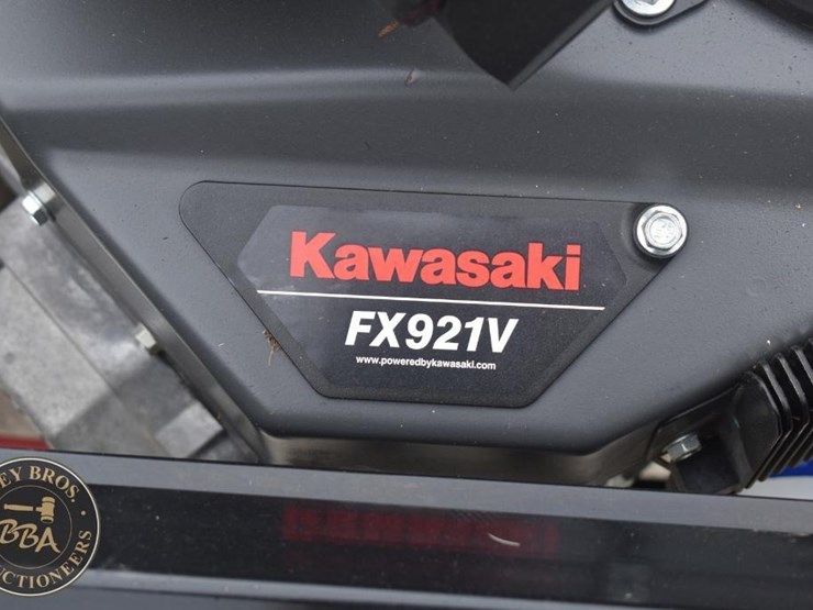 2022-exmark-lzx921gka726a1-43327-image-25