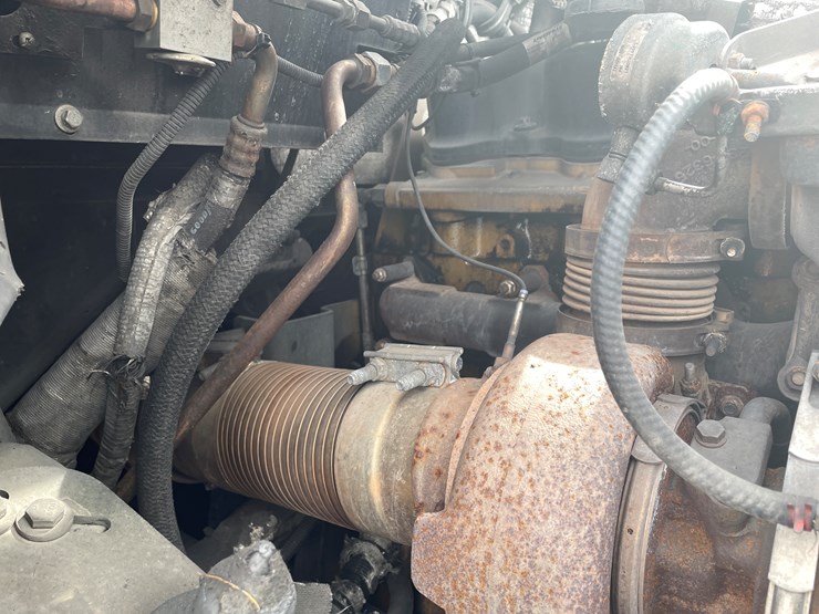 2006-caterpillar-c15-image-70