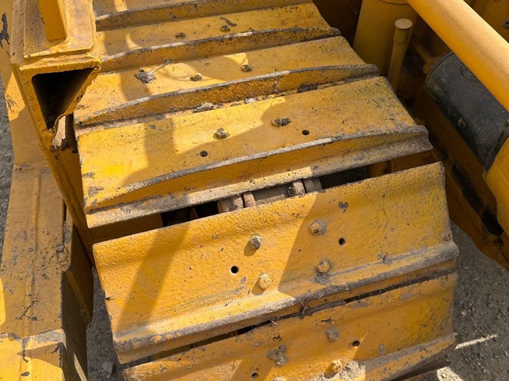 caterpillar-d2-image-4