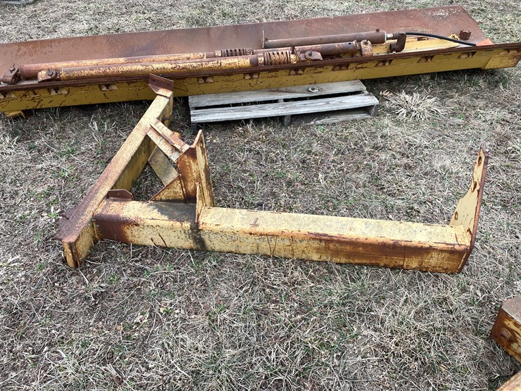 #10681-•-12'-6"-falls-wing-plow-image-13