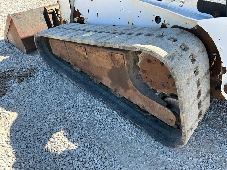 bobcat-t300-image-16