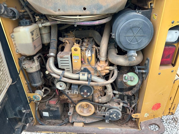 2017-caterpillar-259d-image-17