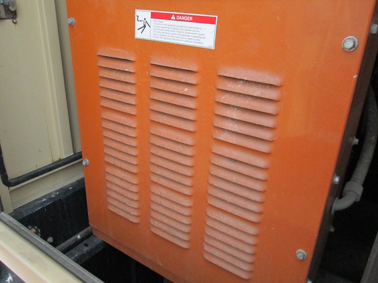 2007-john-deere-4024t-image-13