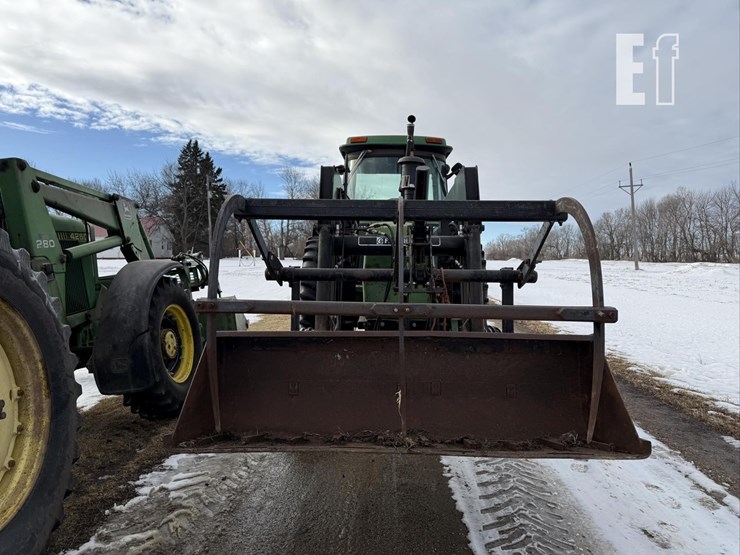 john-deere-4040-image-19