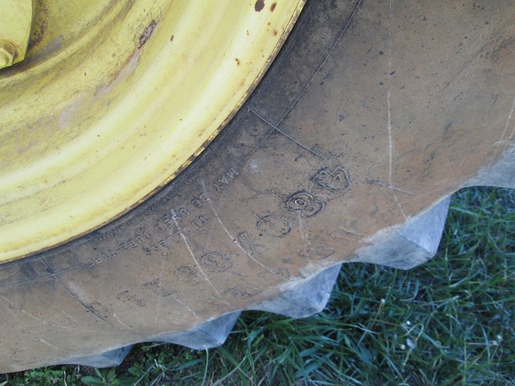 john-deere-6215-image-14